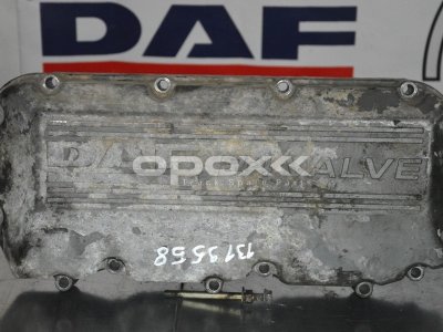 Купить 1319558g в Санкт-Петербурге. Крышка головки блока клапанного механизма DAF 95